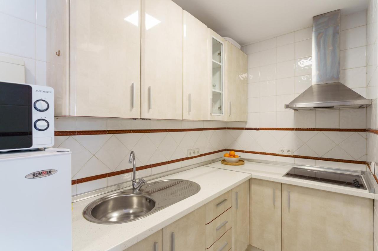 Malagasuite Carihuela Apartments Torremolinos Buitenkant foto
