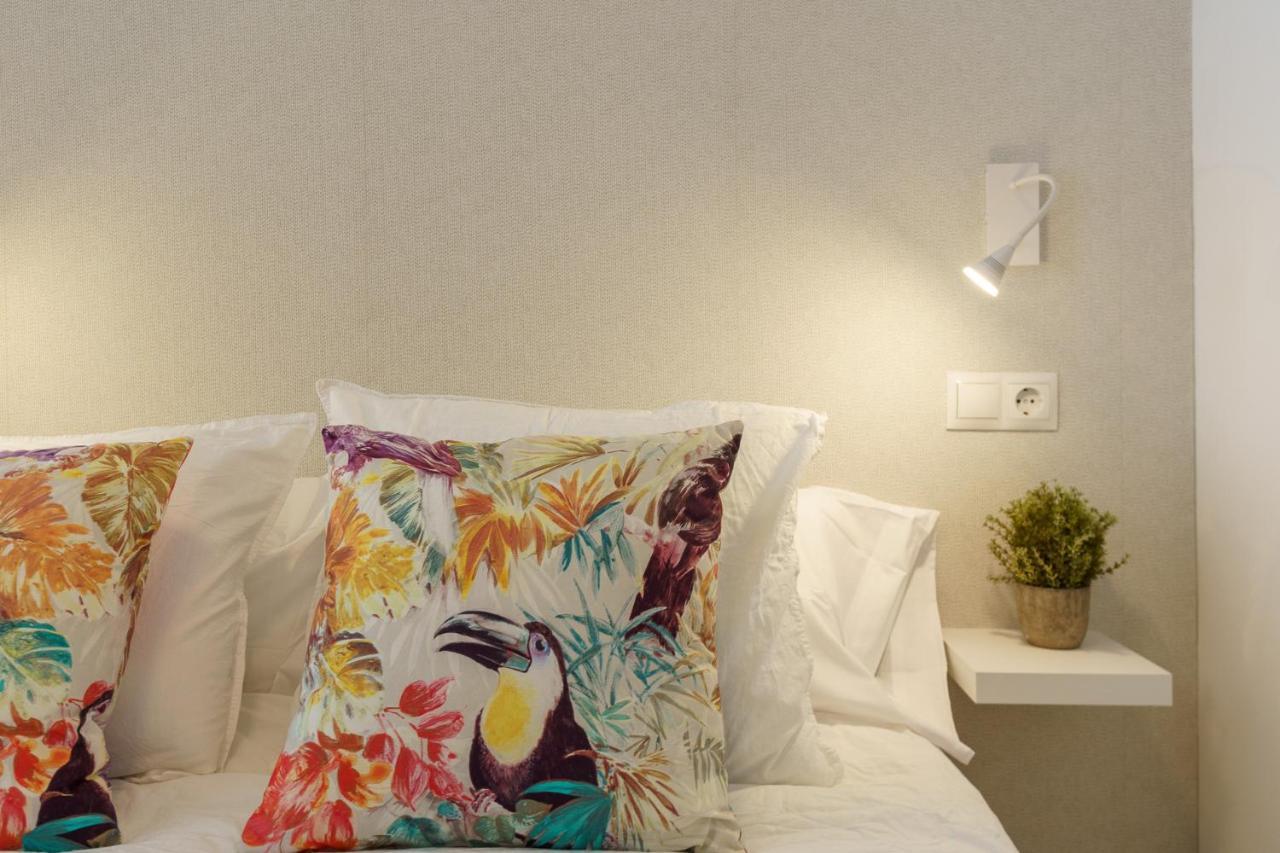 Malagasuite Carihuela Apartments Torremolinos Buitenkant foto