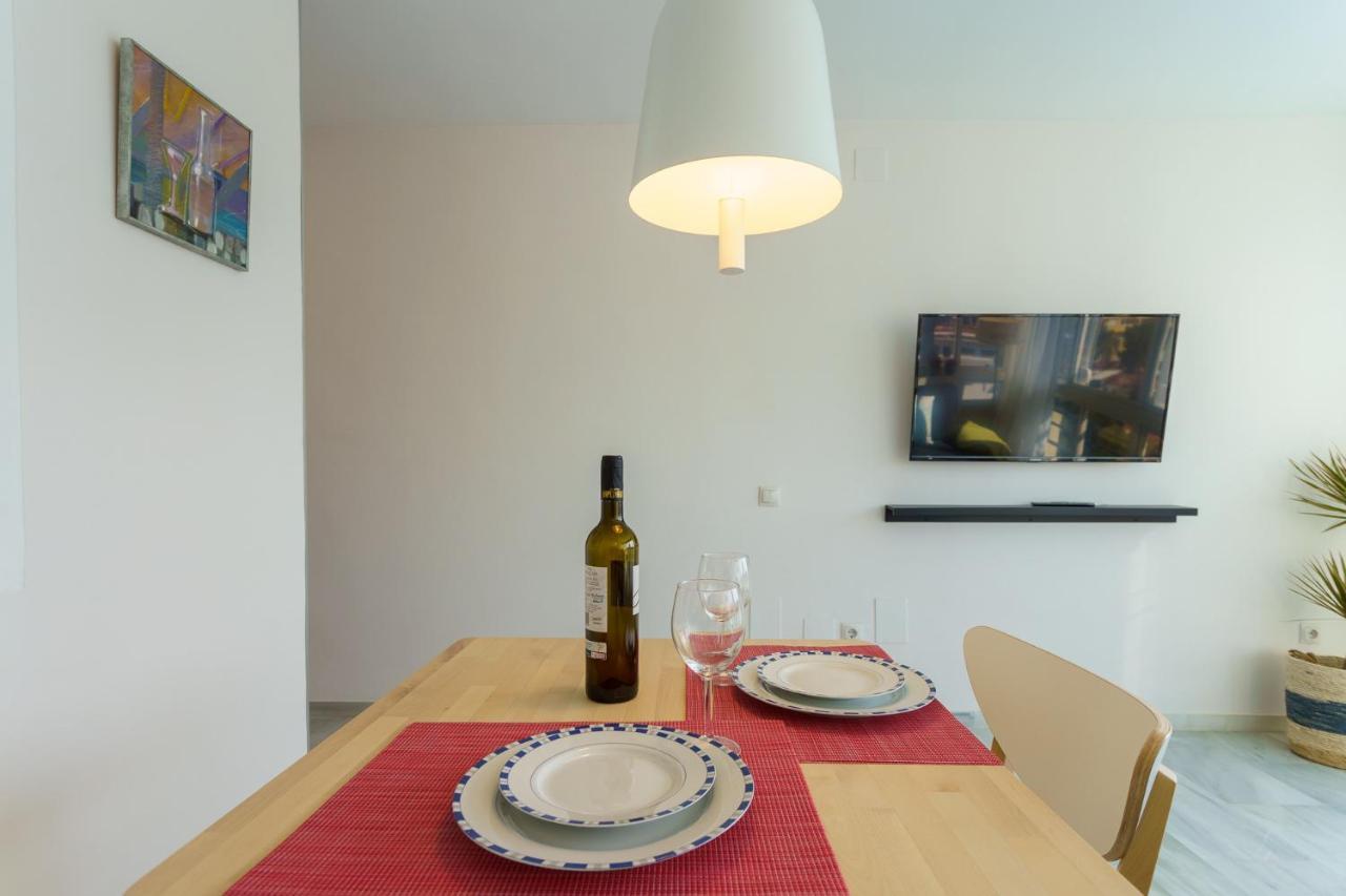 Malagasuite Carihuela Apartments Torremolinos Buitenkant foto