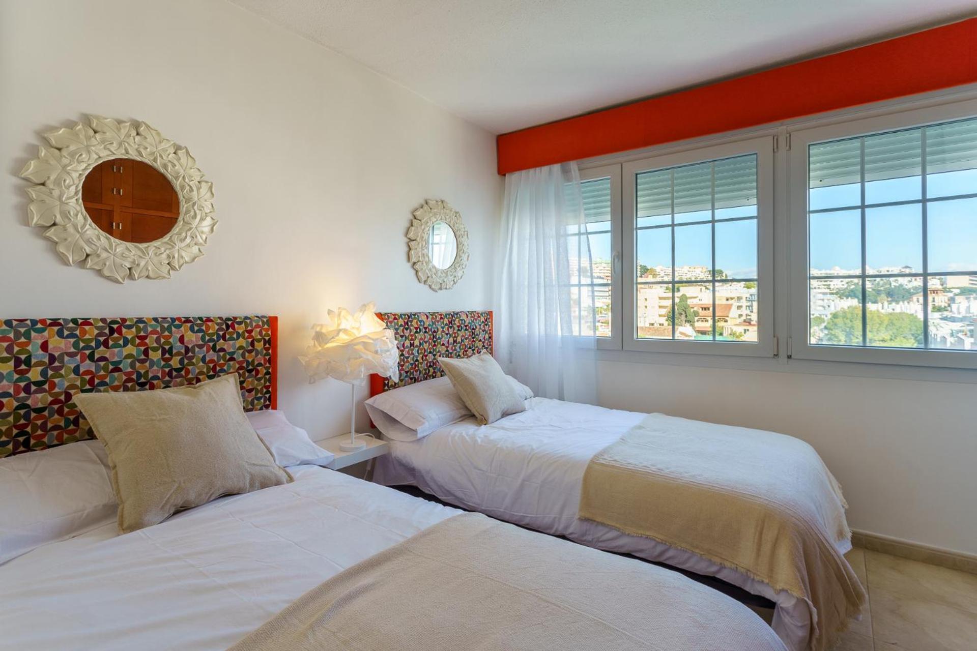 Malagasuite Carihuela Apartments Torremolinos Buitenkant foto