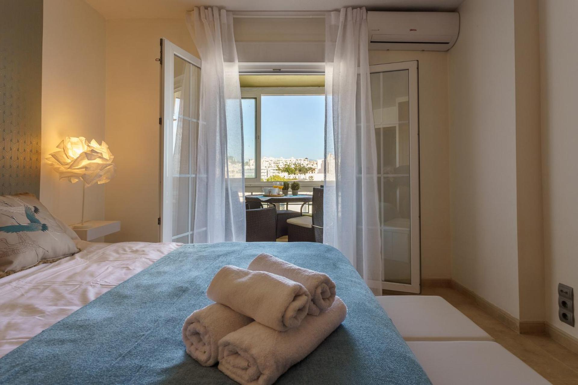 Malagasuite Carihuela Apartments Torremolinos Buitenkant foto